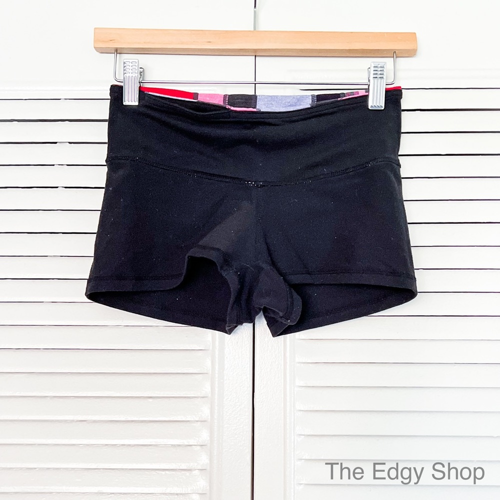 lululemon athletica | Boogie Short Black / Quilting Winter 14 - Picture 5 of 10